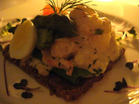 Metane shrimp & greens - paired with NÃ¸rrebro Old Odense Ale
